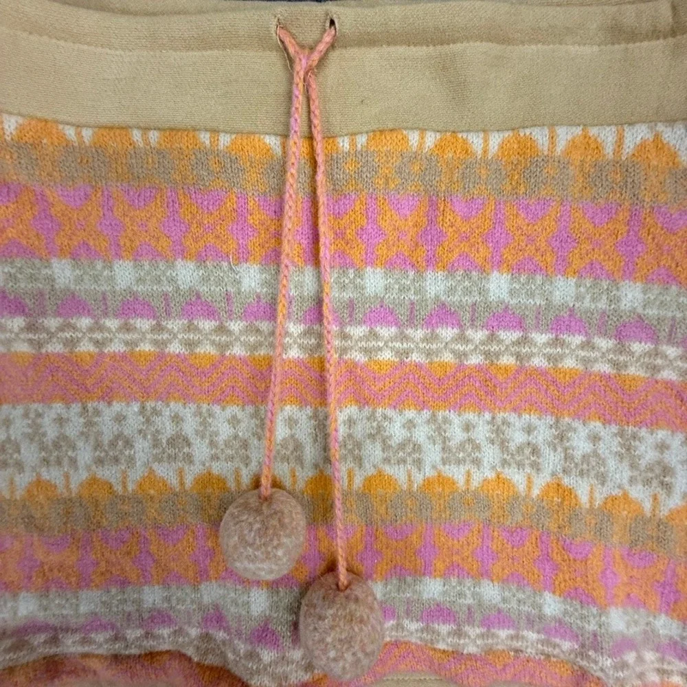 Free People Knit Mini Skirt M Fair Isle PomPom Drawstring Beige Pink Boho Winter